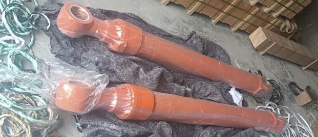 2440-9296C 2440-9295C Boom Cylinder Assy