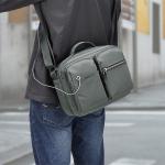 Factory wholesale custom large capacity casual hand bags crossbody bag for men