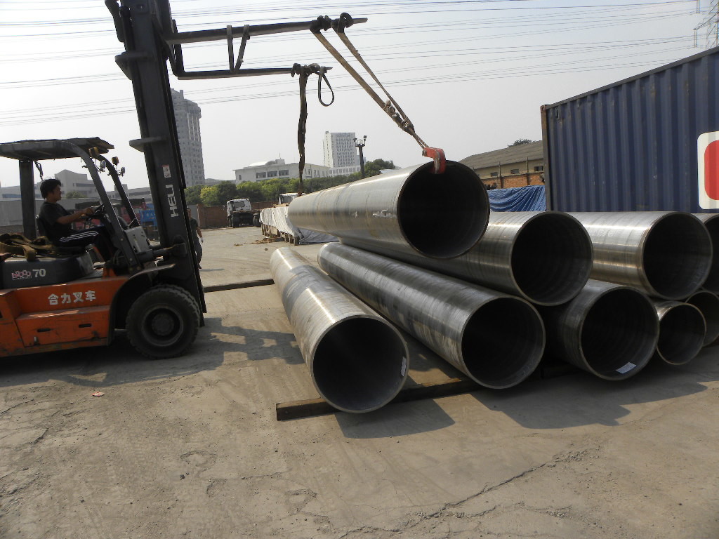 Boiler High Pressure Carbon Steel Pipe ASTM A106 Grade C 56'' 1422mm X 120mm Size