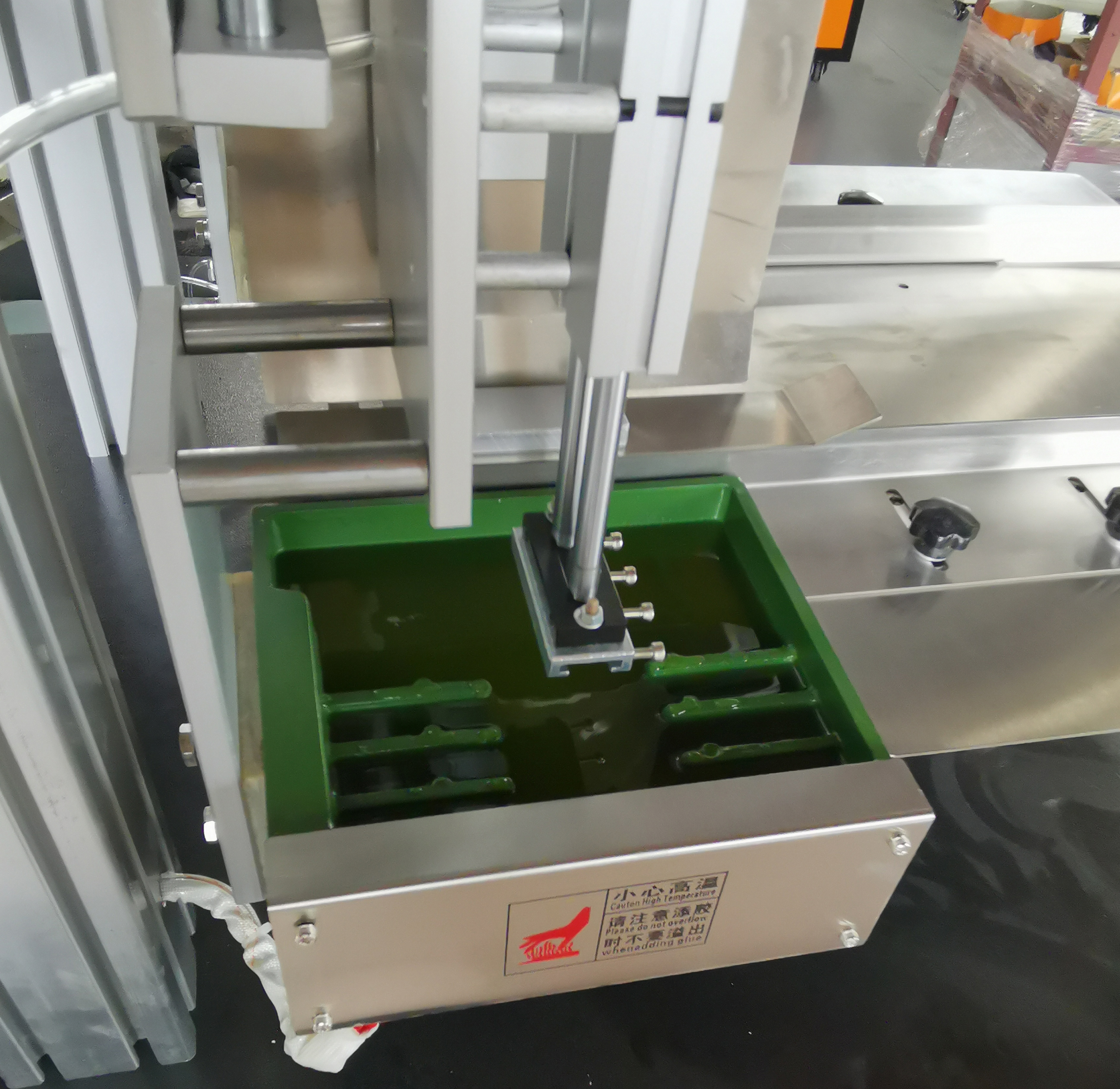 New Quality Carton Box Sealing Machine Cutting Machine For Packaging Box