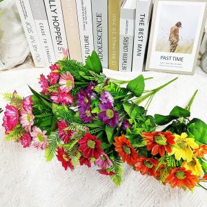 Wholesale Simulated chamomile, small daisies and chrysanthemums for indoor and outdoor decoration from china suppliers