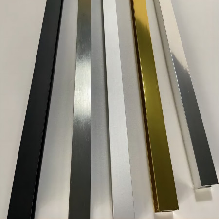 Custom ASTM Polished U Channel U Section Aluminium Extrusion 5m