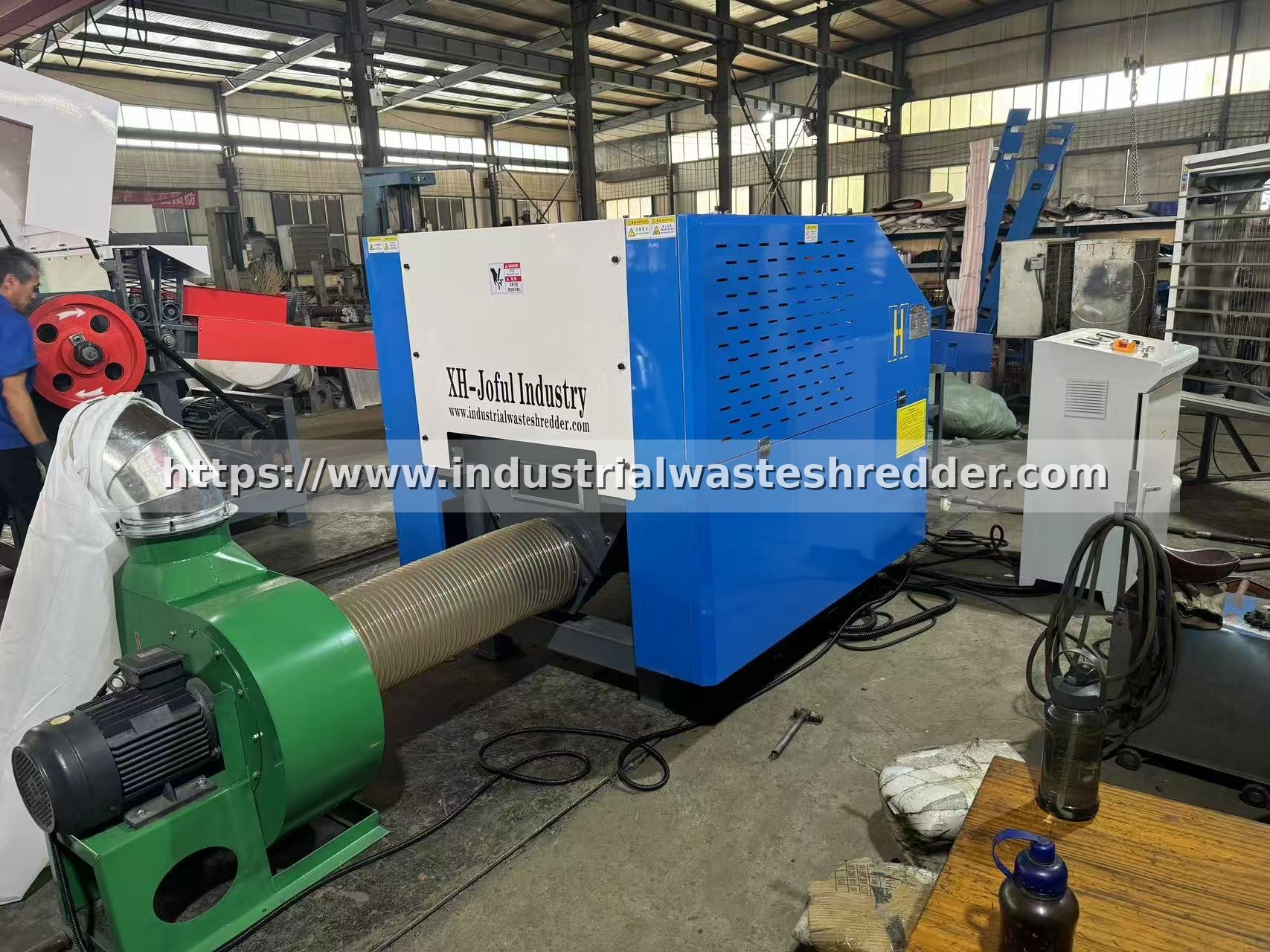 Mattress Edge Shredder Machine Sponge Fabric Waste Crusher High Efficiency Blower Discharge