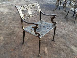 China French Style Cast Iron Outside Table And Chairs Antique Bronze For Park on sale