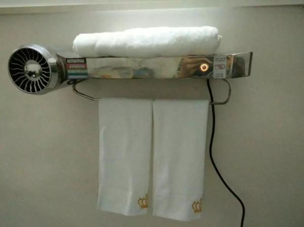 clothes dryer lint vent trap cleaner brush hotel clothes dryer rack 800W with