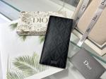 Embossed Vertical CD Christian Dior Mens Wallet Diamond Zippered