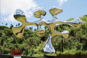 China Large Garden Ornaments Statues , Stainless Steel Outdoor Deco Garden Art Sculpture on sale