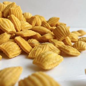Wholesale Pillow Shaped Fried Rice Crackers Nostalgic Puffed Spicy Shrimp Chips from china suppliers