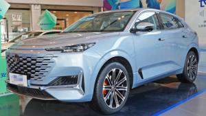 Wholesale 2023 Changan UNI-K Smart Electric IDD 1.5T 135km Zhiku PHEV Medium Size SUV from china suppliers