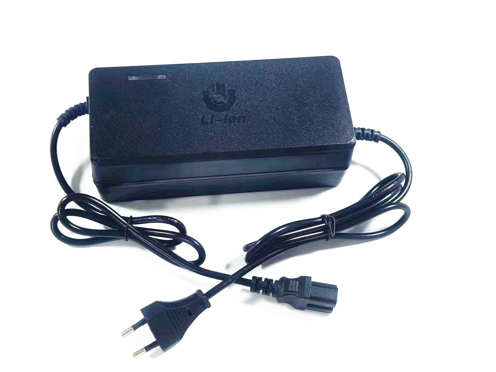 48V2A 3A 60V 3A 5A 72V 3A E-Forklifts Lithium Battery Charger with AC100-240V 50/60Hz Input Voltage