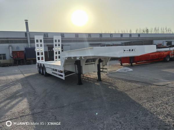 80/100/160ton 3 Axles Low Bed Semi Lowboy Heavy Duty Lowbed Flated Bed Semi