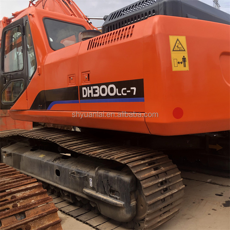 DOOSAN DH300lc-7 Excavator Energy-Saving and for Crushing Year 2019 Working Hours 0-2000