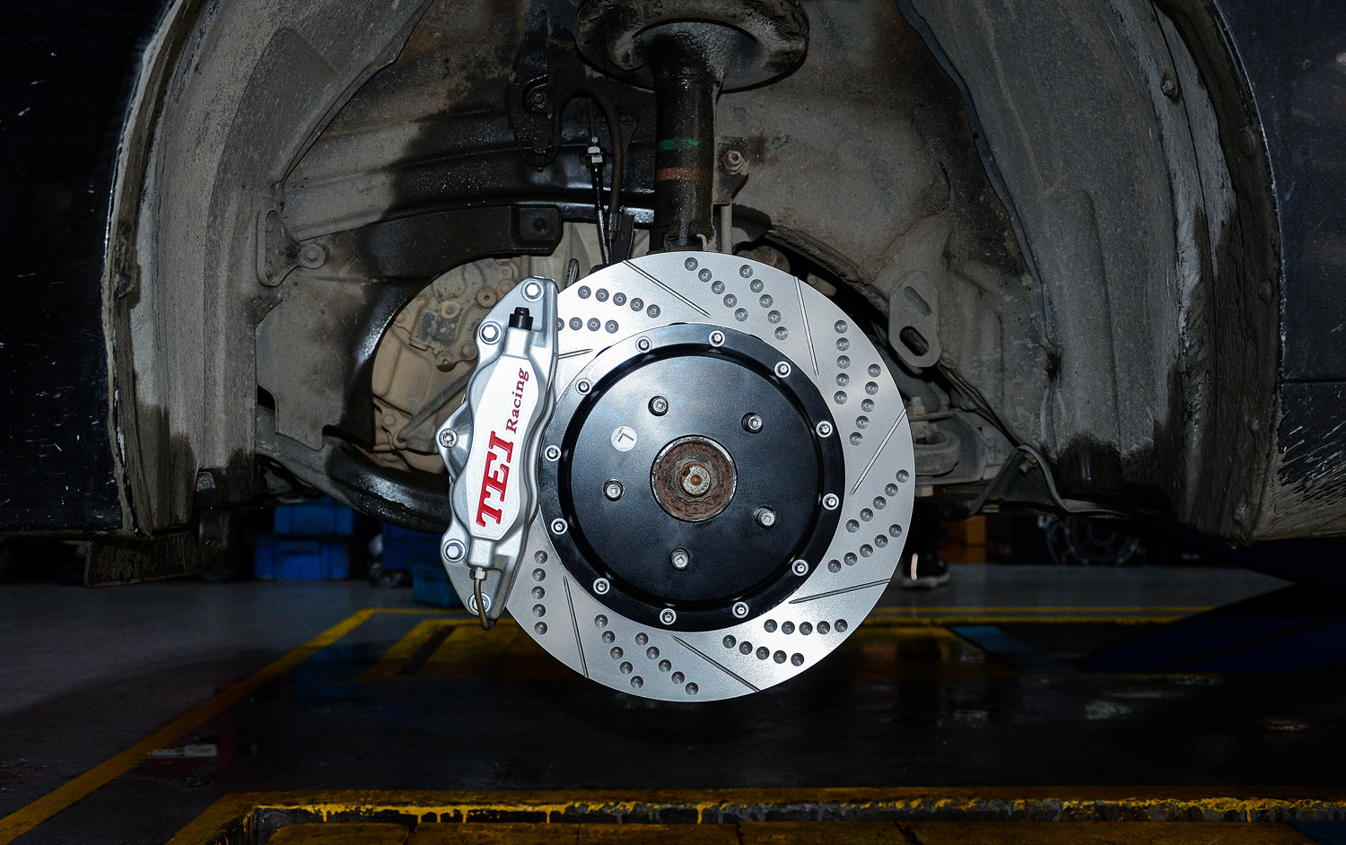 4 Piston TEI Racing Big Brake Kit For Performance Cars Lexus ES300H