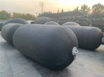 Black Pneumatic Marine Fenders 3.3*6.5m For Durable Performance