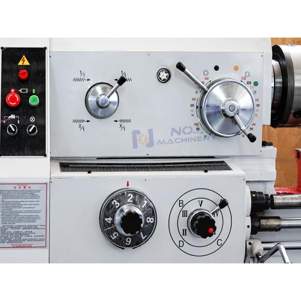 CA6150 Horizontal Metal Manual Lathe Machine Medium Duty With 220V 380V Voltage