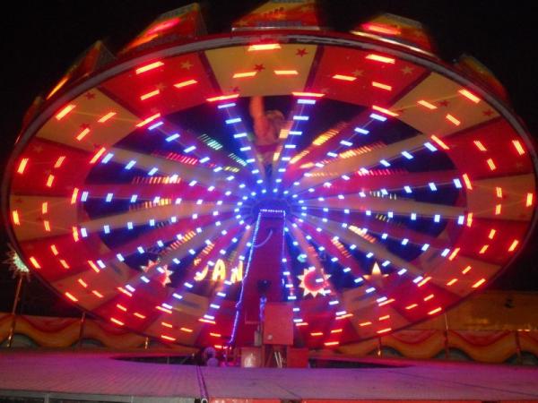 Dancing fly ride major ride break dance games outdoor amusement attraction for