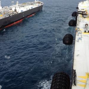 Wholesale Docking Bumper Marine Anti Collision Yokohama Pneumatic Fender from china suppliers