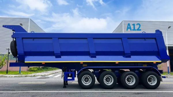 4 Axles 36-40 Cubic Meters Rear Carrying Heavy Materials Sand Rock Ore Stone