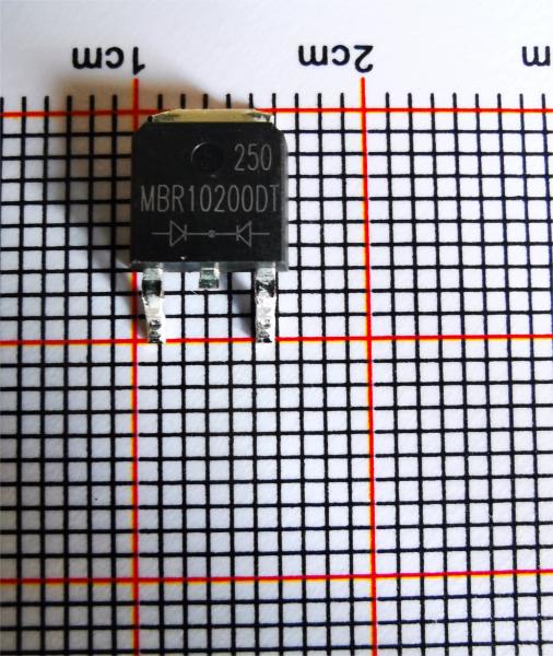 Export Schottky Diode MBR10200DT TO-252 10A 200V MBR1040DT THRU MBR10200DT For