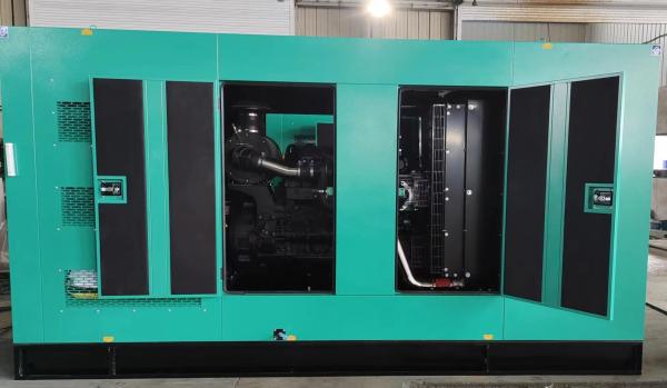 60HZ Automatically⁠ CUMMINS Generator Set 300KVA / 240KW Rate Power Over Speed