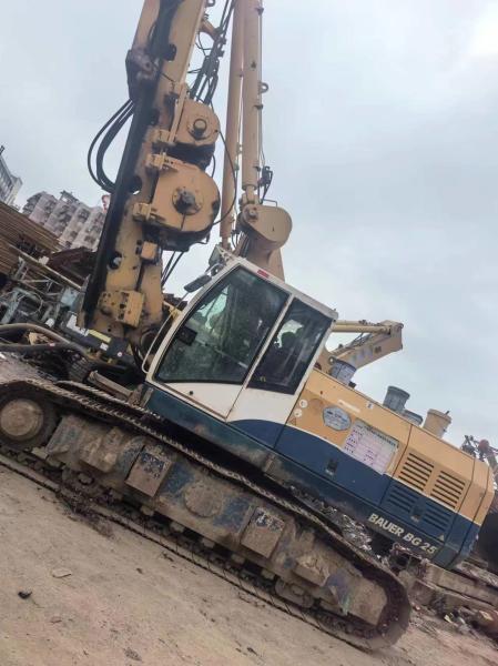 2012 year BG25 Rotary Drill Rig Maximum Drilling Depth 94m with factory price