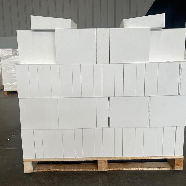 SiO2 Content % 0.15-15 Alumina Hollow Ball Brick for Temperature Corrosion