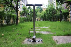 Wholesale Mini Hand Operated 4500PSI Air Pump For Air Compressor Soft Handle Founded from china suppliers