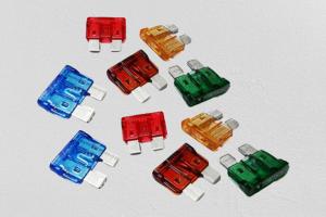 Wholesale 32VDC Low Voltage Fuses , 40 Amp Mini Blade Fuse ISO8820 Standard from china suppliers