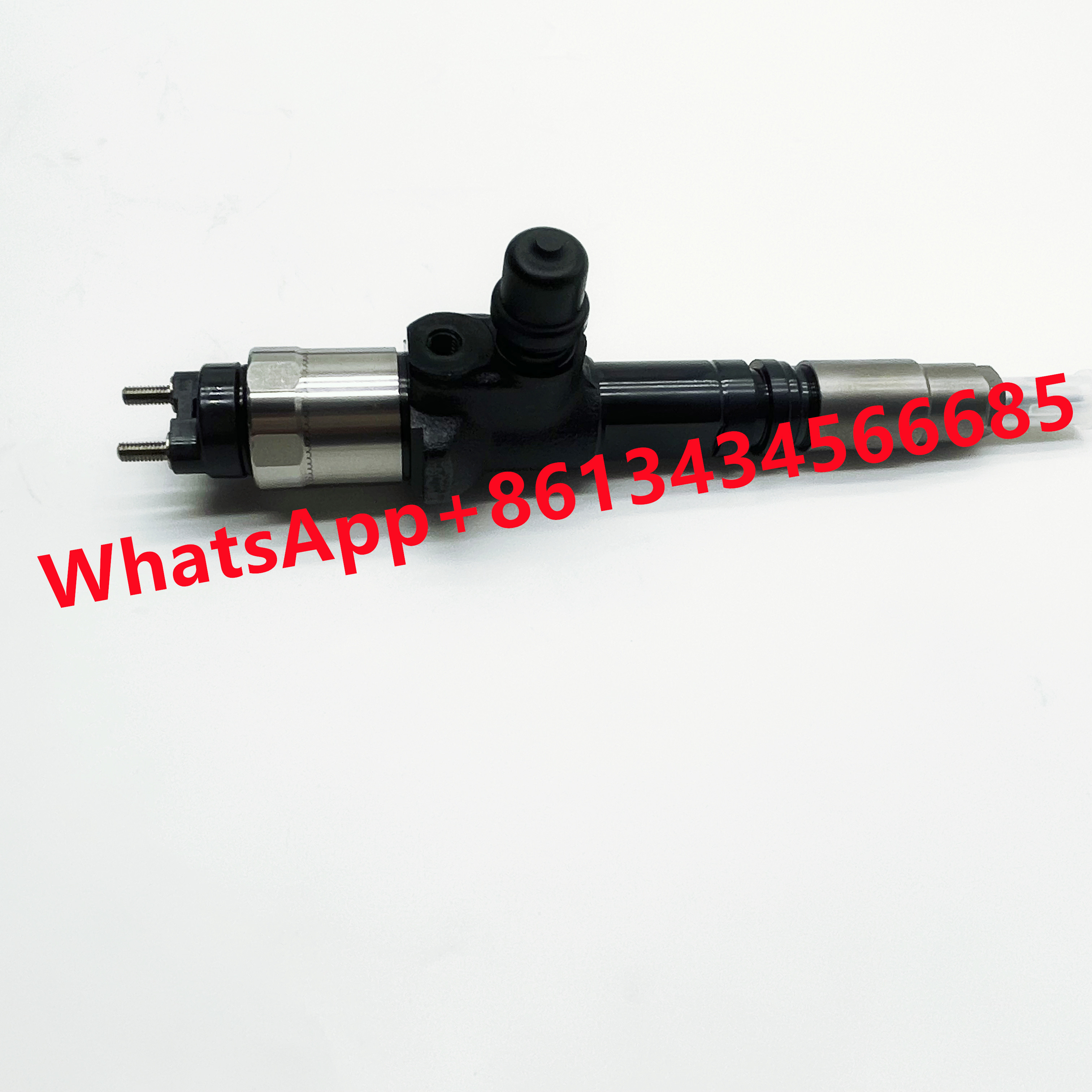 095000-6800 095000-6801 1J574-53051 Diesel Injector for Kubota Various V3800DI Engine Parts