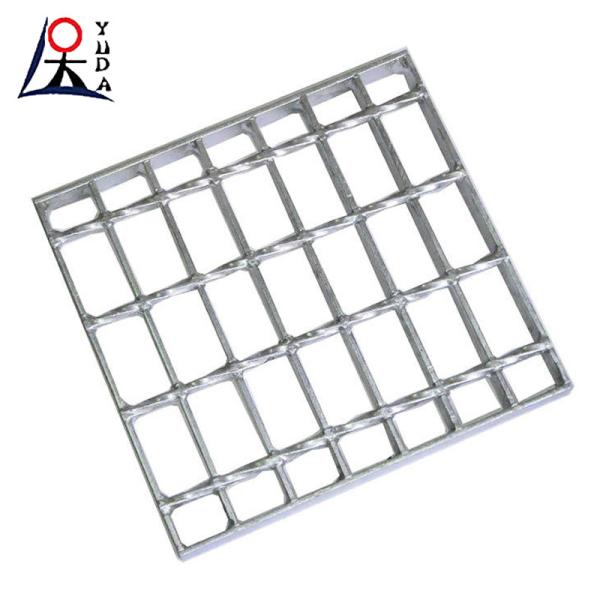 Serrated Type Hot Dipped 30 X 3mm Galvanized Steel Grating 0.3-1.5m for Metal