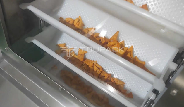 Aluminum Potato Nachos Shrimp Chips Sealing Food Canning Machine With 20 Head Multihead Weigher