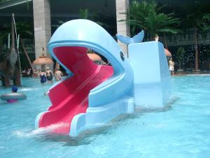 Wholesale Outside Kids Water Playground Adorable Cartoon Shape Whales Slides from china suppliers