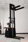 Wheeled Width 550mm 3000mm Fully Electric Lift Pallet Stacker