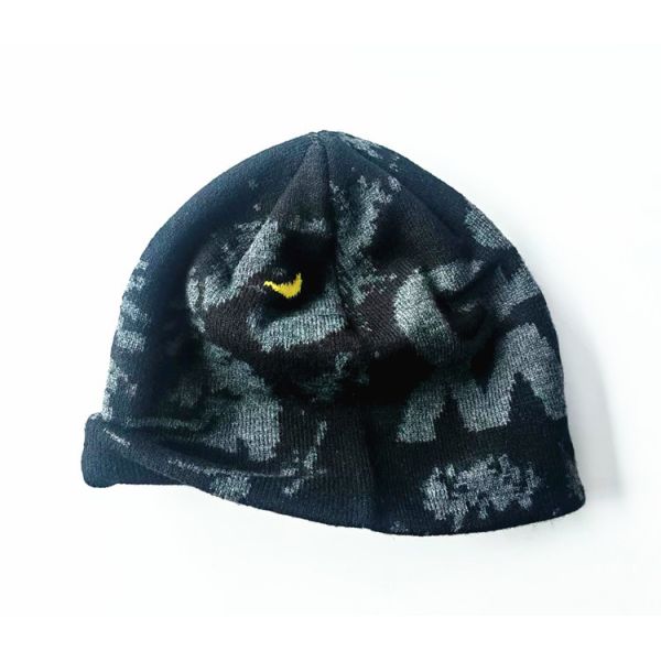 Warm thick acrylic beanie jacquard pattern black color men winter hat suitable for cold weather outdoor activities