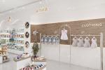 05-YMJYS Maternity And Baby Shop Display With Raw Wood Minimalist Style