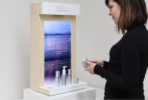 China Customized Digital Touch Screen Display / Interactive Touchscreen Display For Shopping on sale