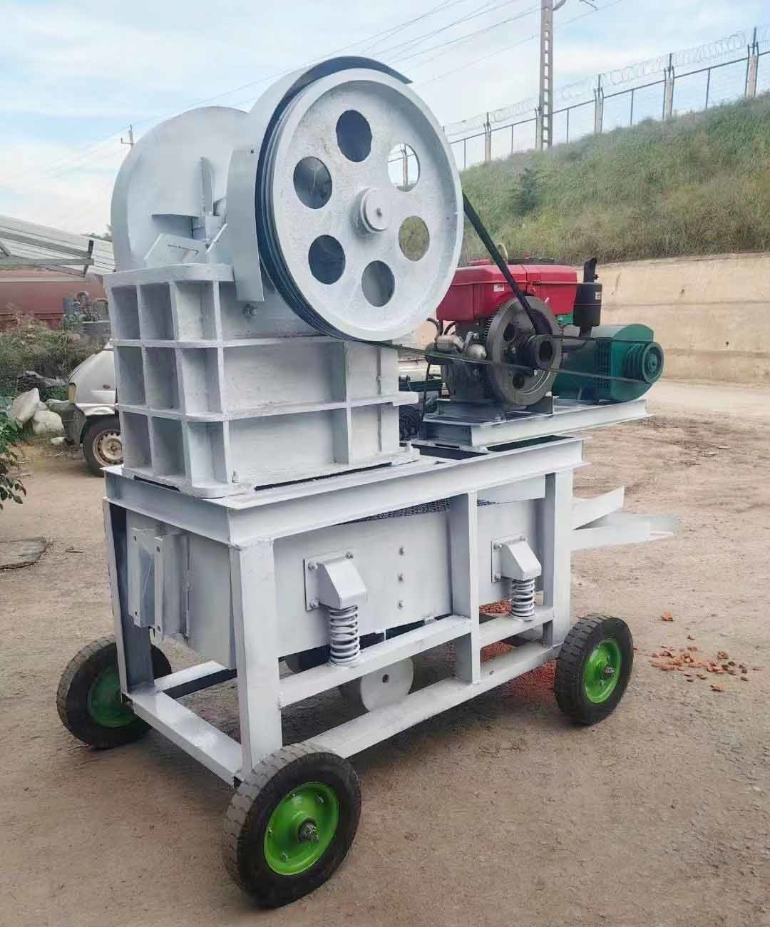 Strong And Advanced Technology Jaw Crusher With Low Noise For Metal Mines
