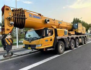 Wholesale May 2023 XCMG XCA130L7 all-terrain crane 85m main boom, 4-section jib, 63 tonne counterweight from china suppliers