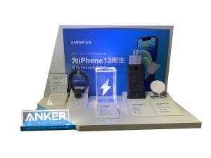 China Lightable Nontoxic Phone Display Holder , Multiscene Mobile Phone Display Rack on sale