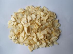 Wholesale 2017 new crops Top Quality Dehydrated Garlic Flakes / Cloves from china suppliers