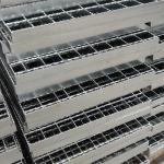 Heavy Duty Steel Floor Decking Grating With Machine Pressure Welded 30mm Flat