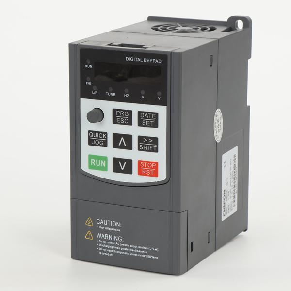 Mini 1.5kw Motor Drive Inverter Speed Control 2 Hp VFD 3 Phase For Rubber