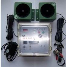 China AC Power Input Ultrasonic Bird Repeller , Bird Repellent Ultrasonic Devices For Orchard / Farm on sale