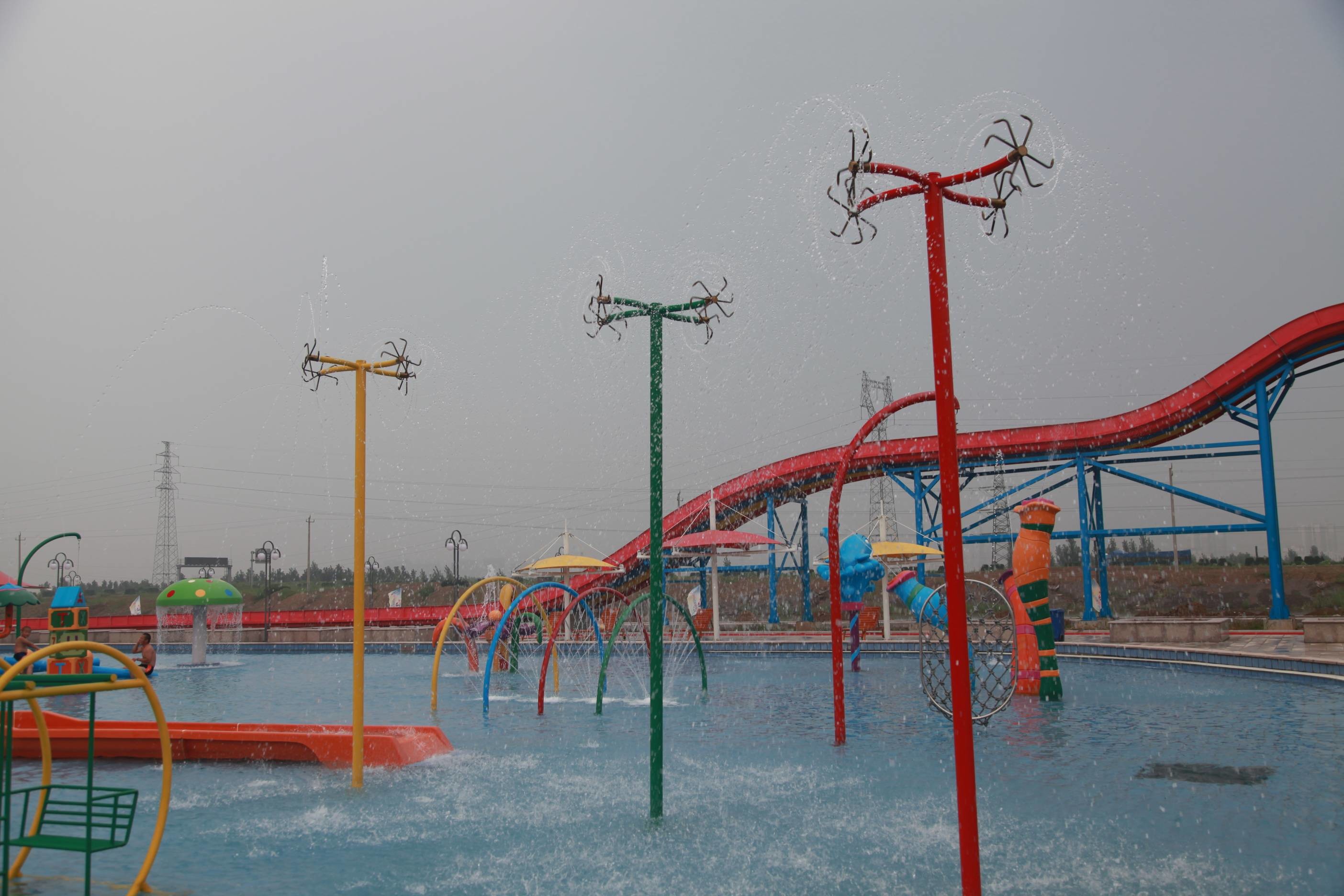 Spray Water Game For Kids , Cartoon Style Fiberglass Aqua Park Equipment For Sale