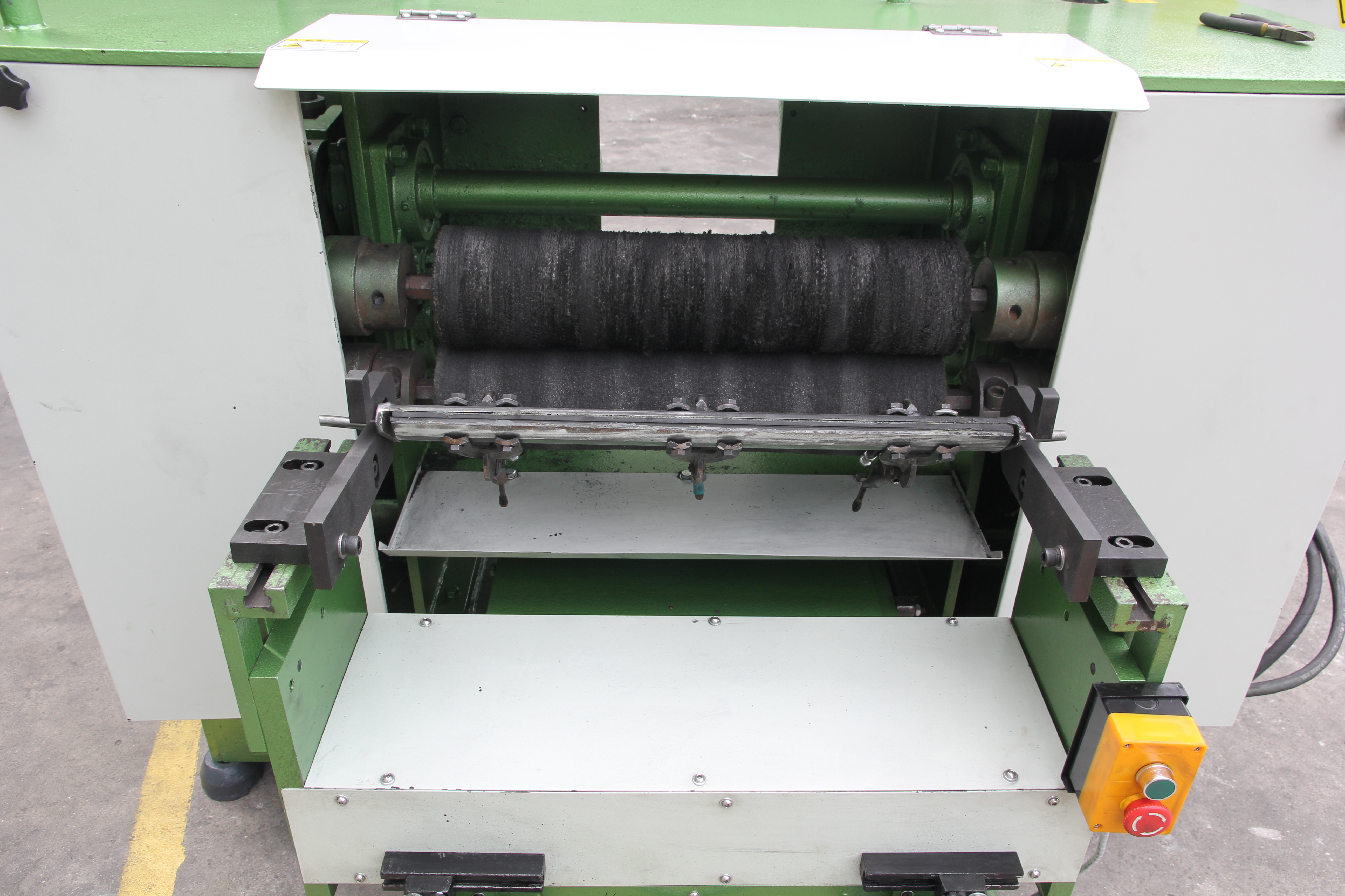 Stainless Steel Cutlery Polishing Machine For Forks And Spoons Grinding Buffing