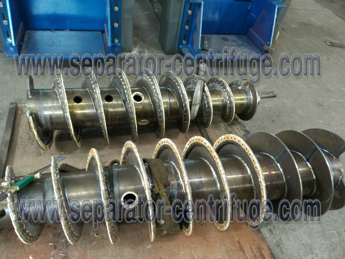 High Speed Scroll Discharge Decanter Industrial Centrifuge Salt Chemical Titanium Centrifuge