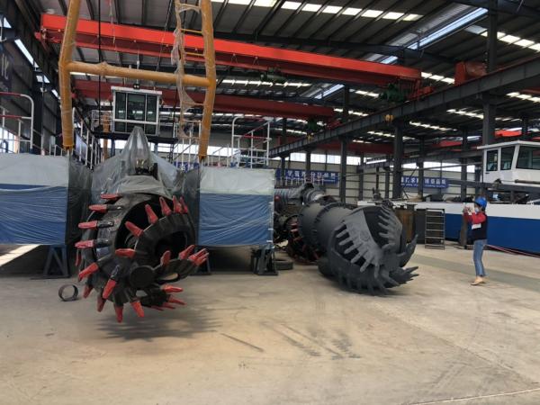 Underwater 12 Inch Cutter Suction Dredger Vessel Dismantling