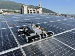 600 M2/H Solar PV Cleaning Robot Autonomous Photovoltaic Cleaning Tool 570*556