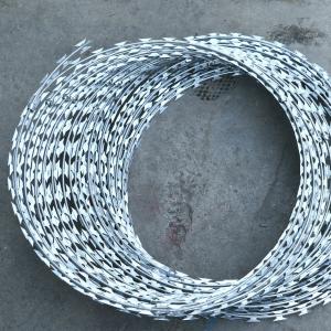 Wholesale BTO-22 BTO-30 HDP Galvanized 900mm coil diameter concertina razor barbed wire mesh for sale from china suppliers