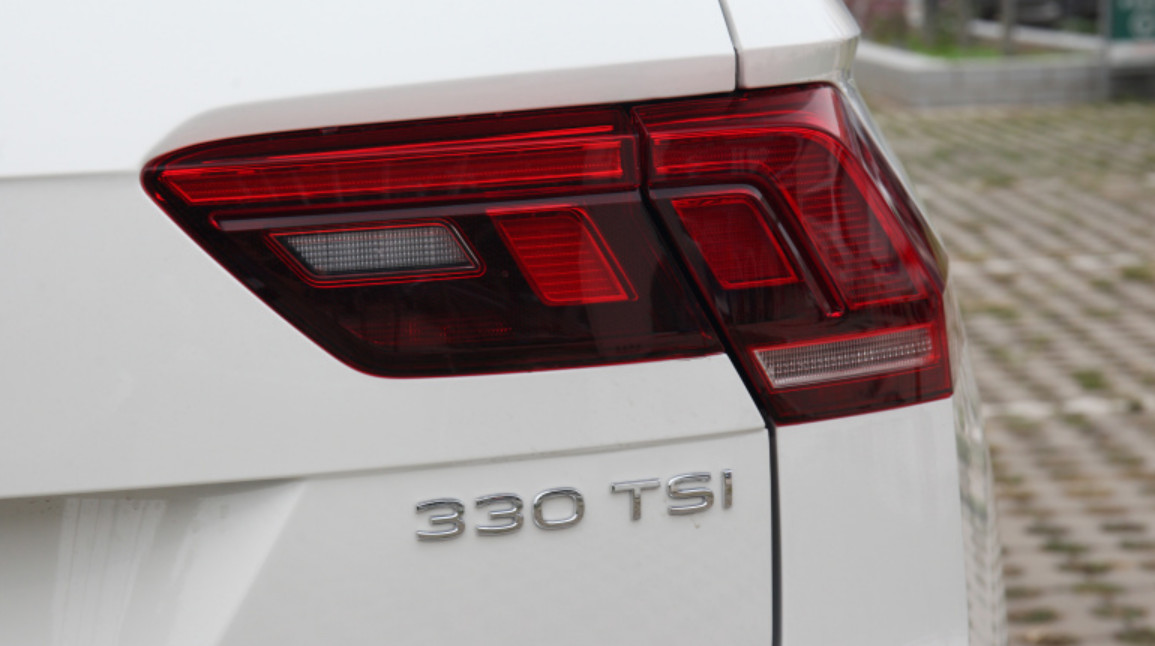 Tiguan L2023 model 330TSI automatic two-wheel R-Line Shuxiang version Medium SUV